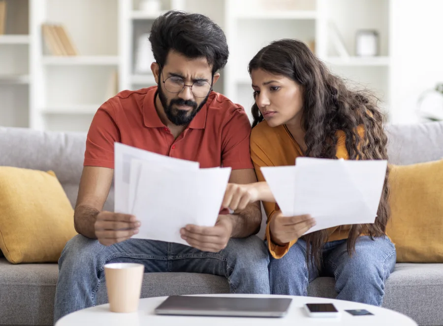 Indian couple stressed about 20-year home loan EMI burden and financial crisis